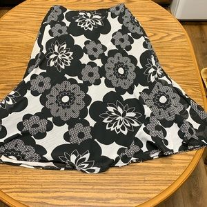 Long modest Lane Bryant black and white flower skirt